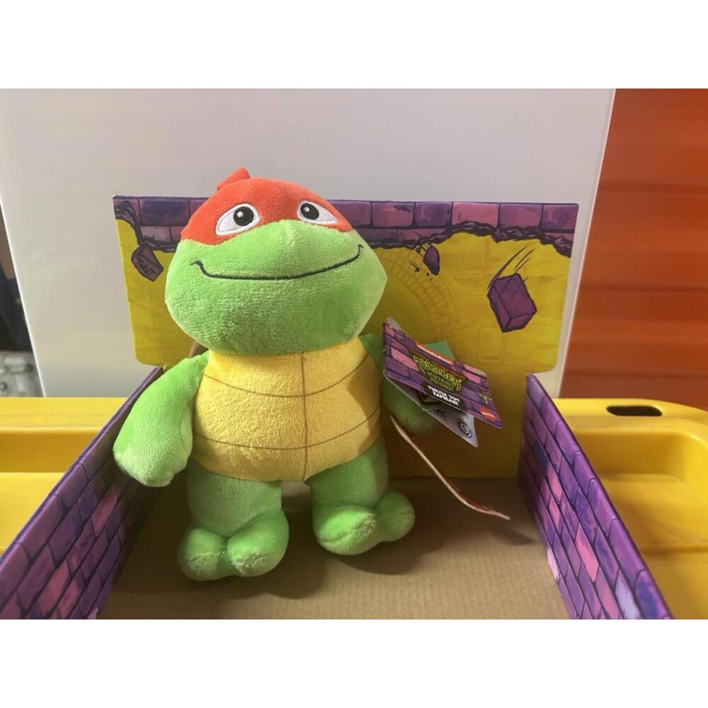 Teenage Mutant Ninja Turtles TMNT Mutant Mayhem 8" Tot Raphael Plush W/ Pizza